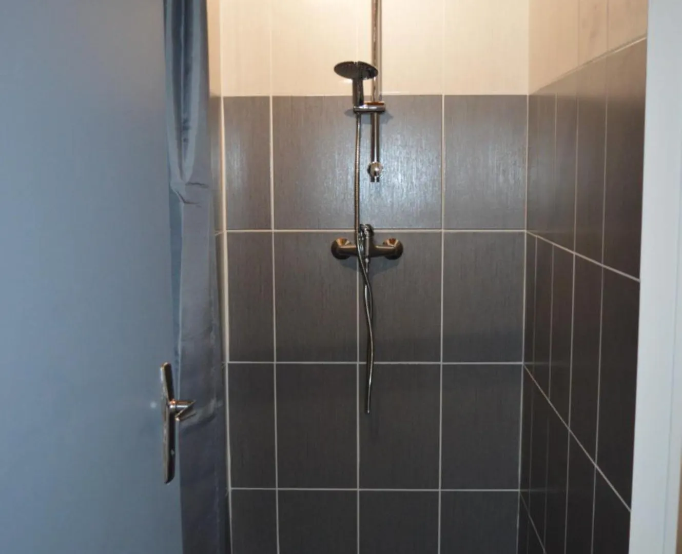 شقة Logements Les 4 Fontaines غافارني فرنسا